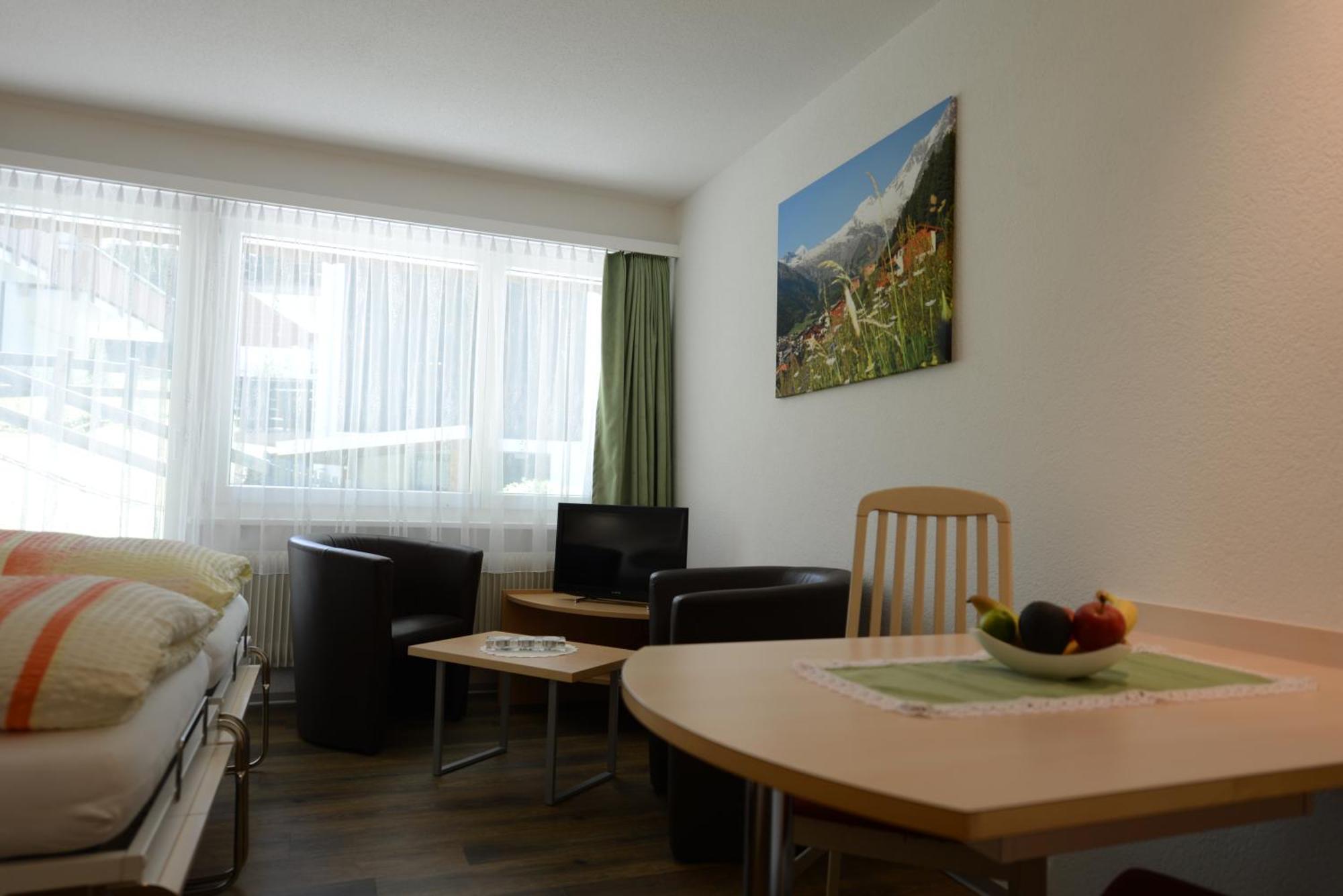 Haus Kandahar Saas Fee Pokoj fotografie